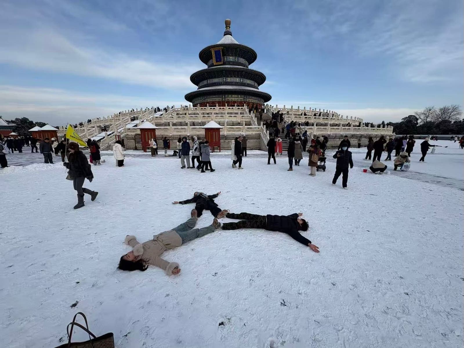 冬天和朋友去看雪